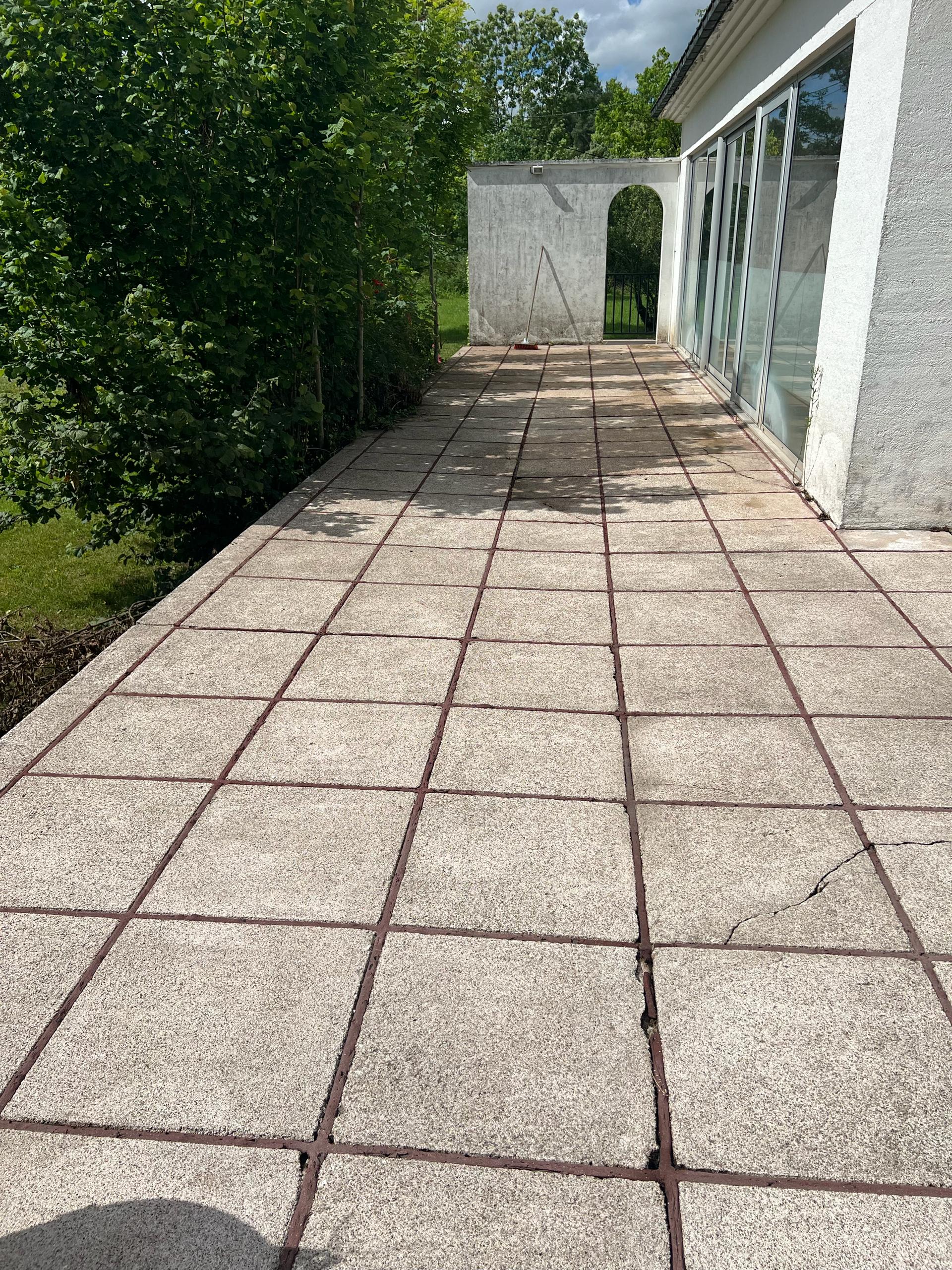 Terrasse comme neuve après nettoyage CleanSoluce